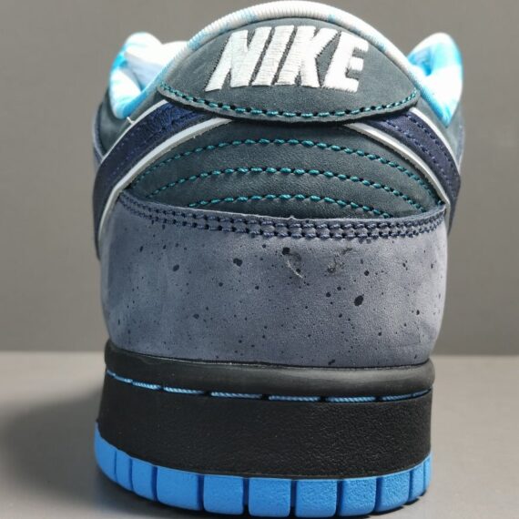 NIKE SB DUNK x CONCEPTS BLUE LOBSTER